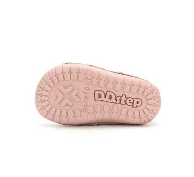 S070-62332B Champagne 05 D.D.Step kislány első lépés barefoot cipő- champagne/pezsgő, szivecske mintás, talp